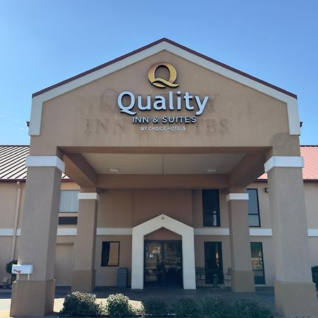 Quality Inn & Suites Pine Bluff Bagian luar foto